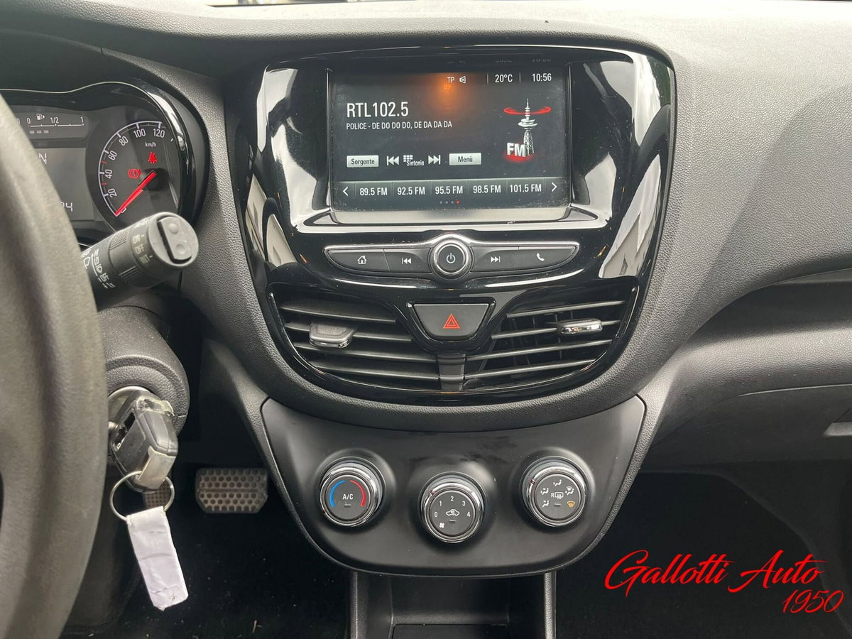 Opel Karl Rocks 1.0 75 CV (17)