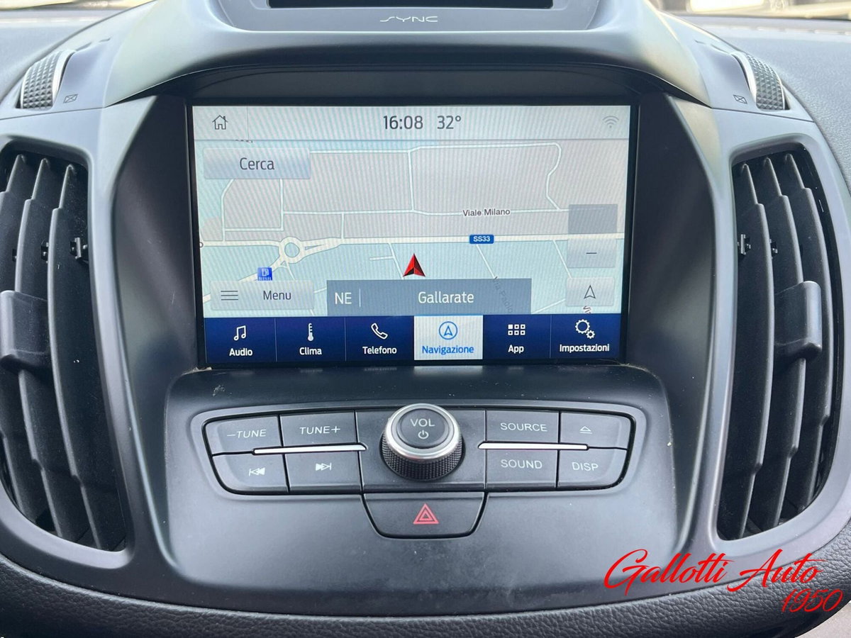 Ford Kuga 2.0 TDCI 150 CV S&S 4WD Powershift ST-Line (13)
