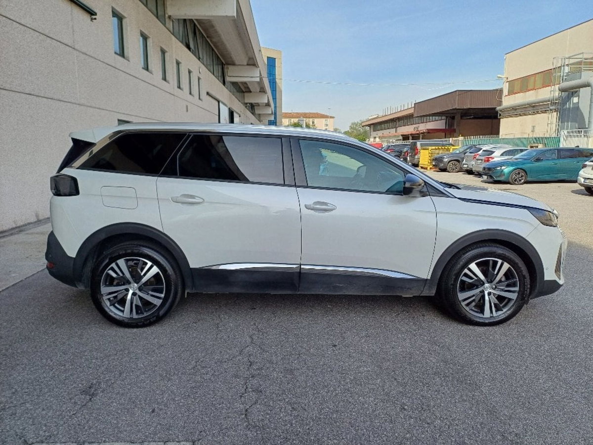 Peugeot 5008 1.5 bluehdi Allure Pack s&s 130cv eat8 (5)