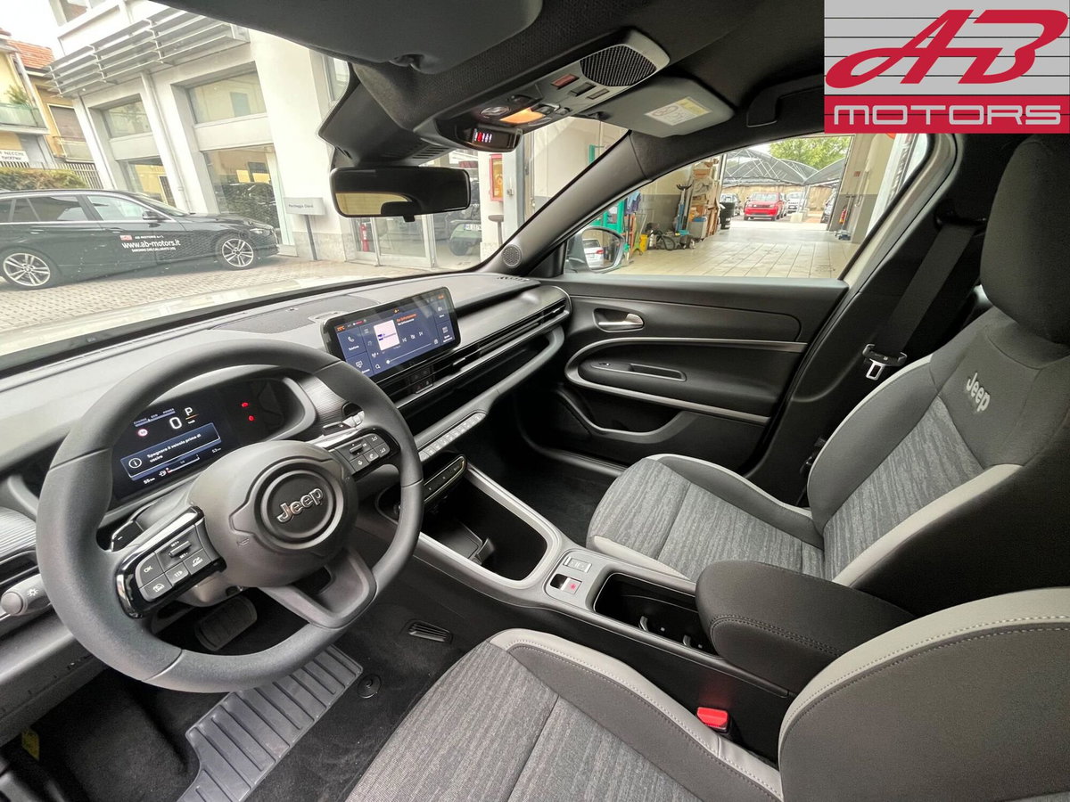 Jeep Avenger 1.2 turbo e-hybrid mhev Longitude fwd 110cv edct6 (10)