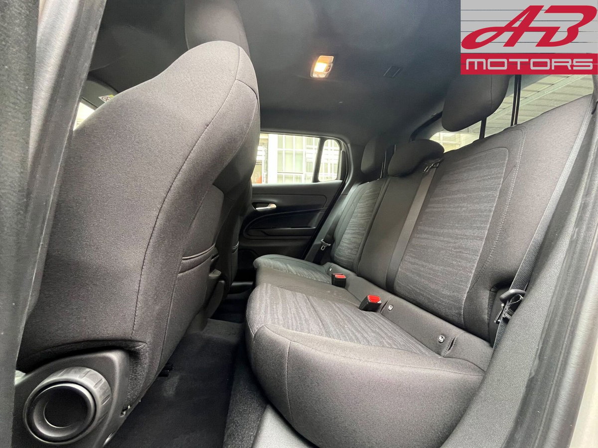 Jeep Avenger 1.2 turbo e-hybrid mhev Longitude fwd 110cv edct6 (11)