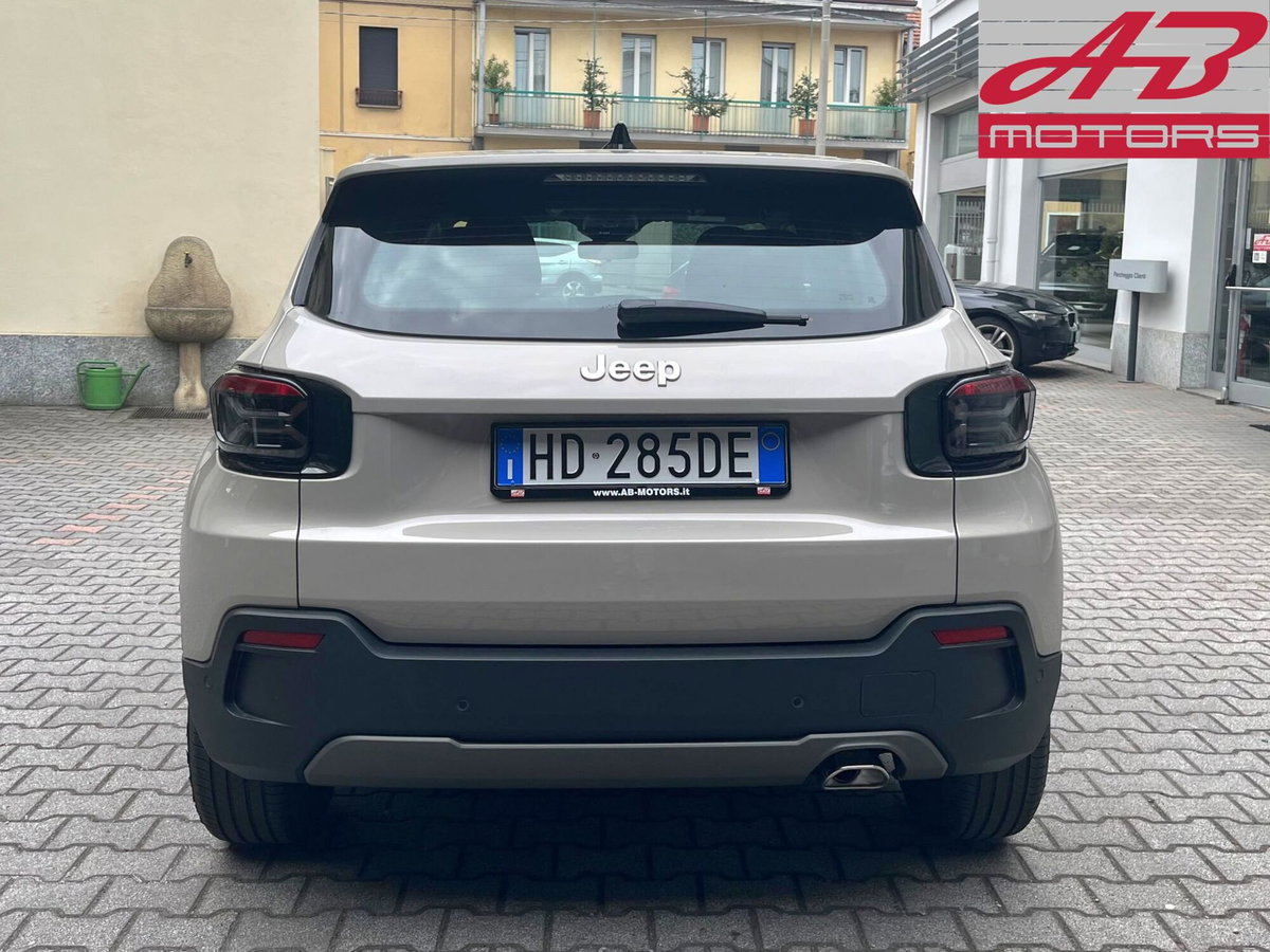 Jeep Avenger 1.2 turbo e-hybrid mhev Longitude fwd 110cv edct6 (6)