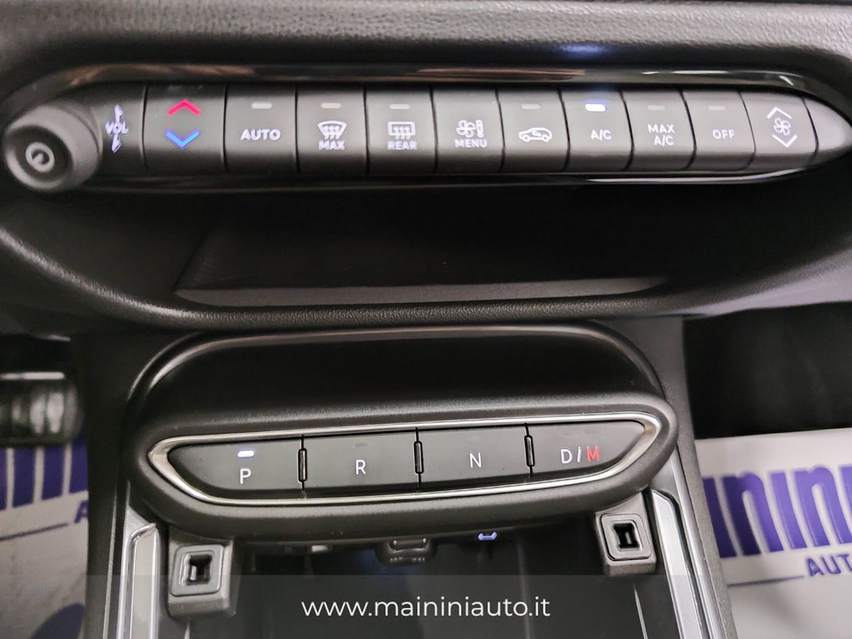 Fiat 600 1.2 hybrid La Prima 145cv auto (18)