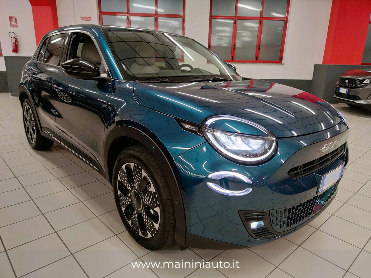Fiat 600 1.2 hybrid La Prima 145cv auto (3)