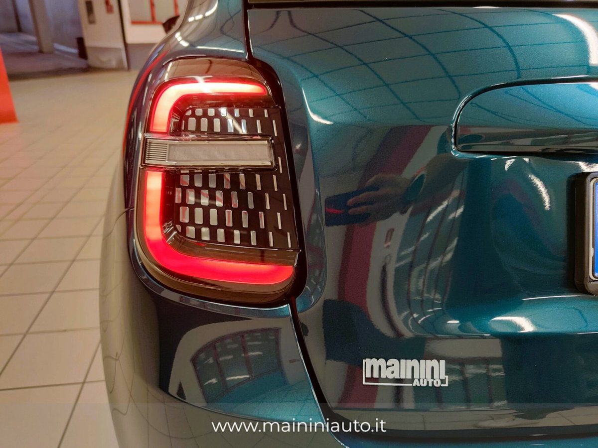 Fiat 600 1.2 hybrid La Prima 145cv auto (8)