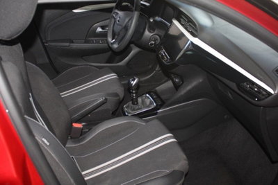 Opel Corsa 1.2 100 CV GS Line (6)