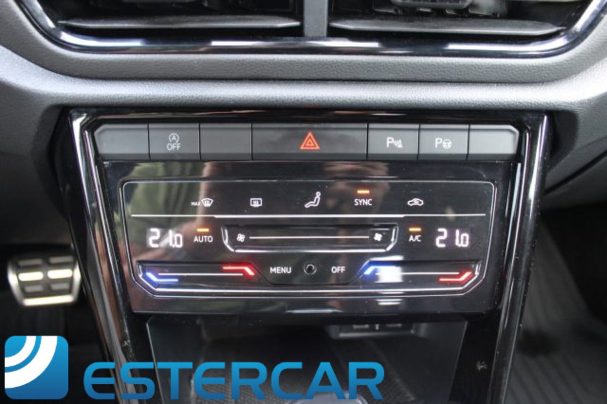 Volkswagen T-Roc 2.0 tdi Edition 150cv dsg (6)