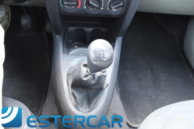 Renault Clio Storia 1.2 5 porte (17)