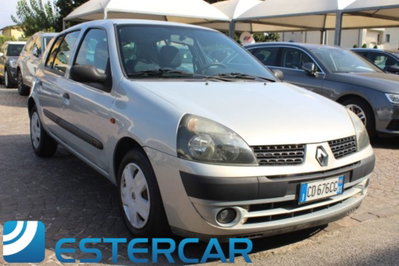 Renault Clio Storia 1.2 5 porte (7)