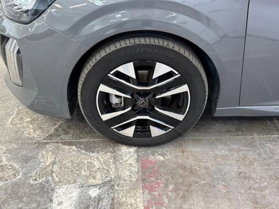 Peugeot 208 BlueHDi 100 Stop&Start 5 porte Allure (20)