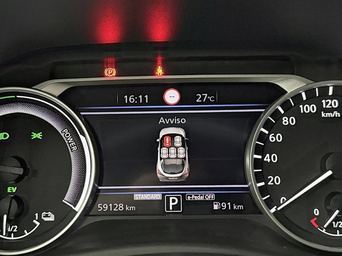 Nissan Juke 1.6 hev Premiere Edition (17)