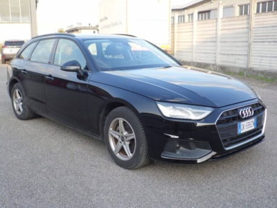 Audi A4 Avant 30 TDI/136 CV S tronic Business Advanced (6)