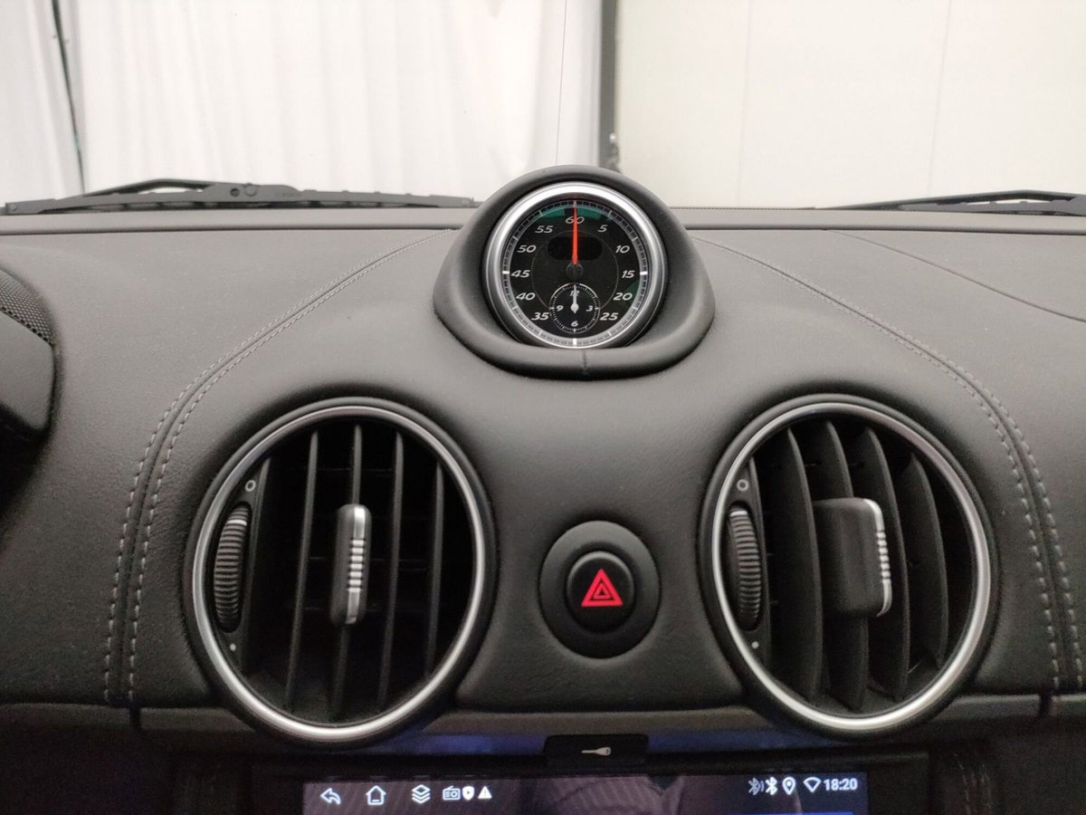 Porsche Cayman 2.9 (16)