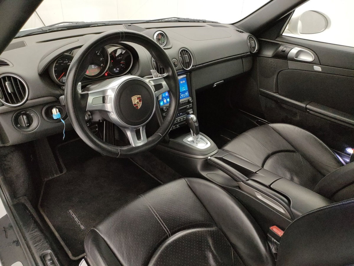 Porsche Cayman 2.9 (8)