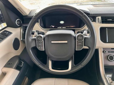 Land Rover Range Rover Sport 3.0 TDV6 HSE (10)