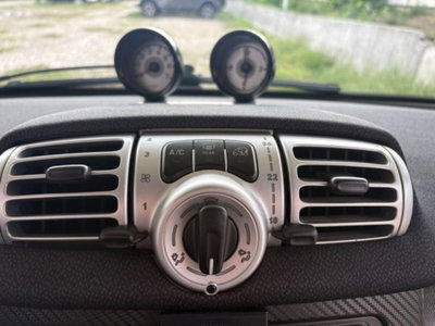 smart Fortwo 1000 52 kW MHD coupé pulse (15)