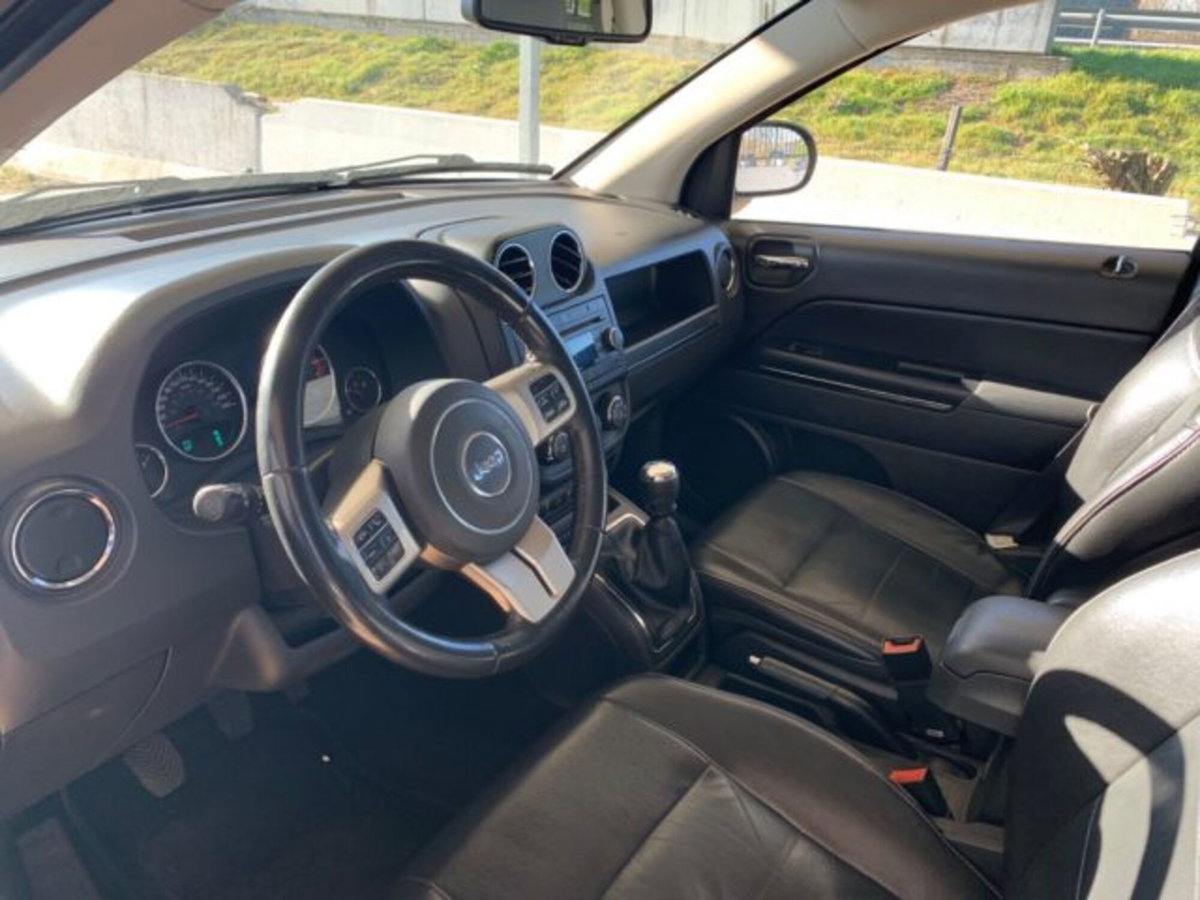 Jeep Compass 2.2 CRD Limited 2WD (6)