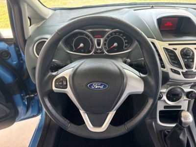 Ford Fiesta 1.2 82 CV 5 porte Titanium (12)