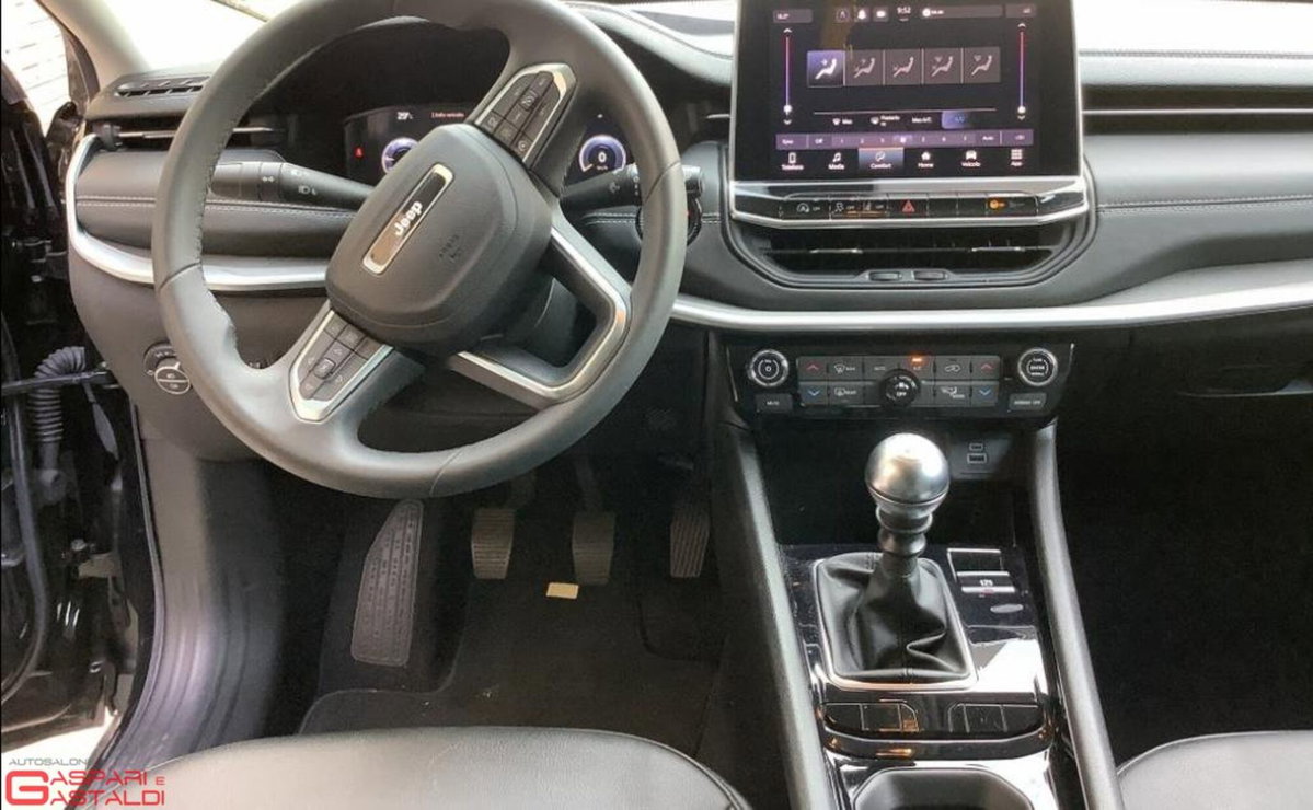 Jeep Compass 1.6 Multijet II 2WD Limited (10)