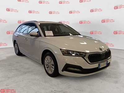 Skoda Octavia Station Wagon 2.0 TDI EVO SCR DSG Wagon Executive (2)