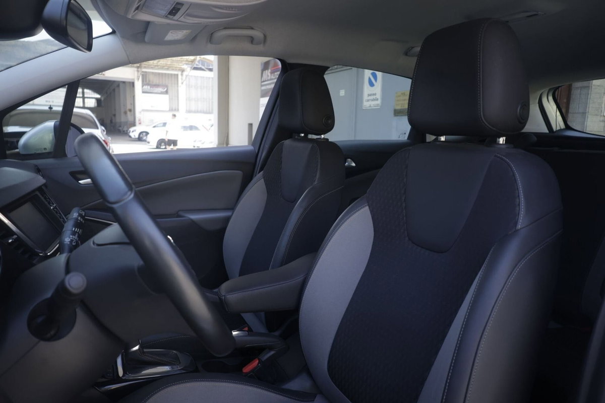 Opel Crossland X 1.5 ECOTEC D 120 CV Start&Stop aut. Ultimate (16)