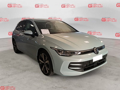 Volkswagen Golf 2.0 TDI 150 CV DSG SCR R-Line (2)