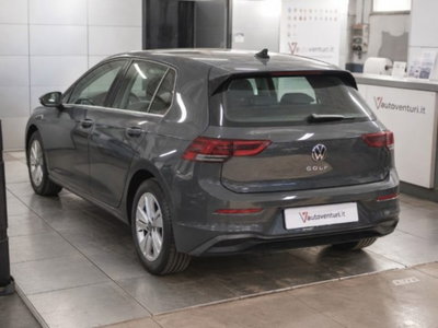Volkswagen Golf 1.0 TSI EVO Life (2)