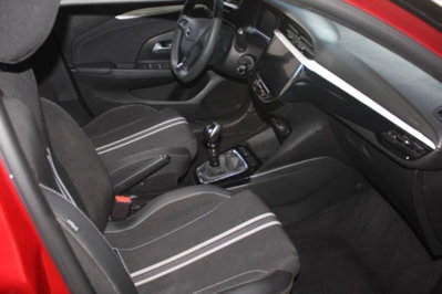 Opel Corsa 1.2 100 CV GS Line (6)