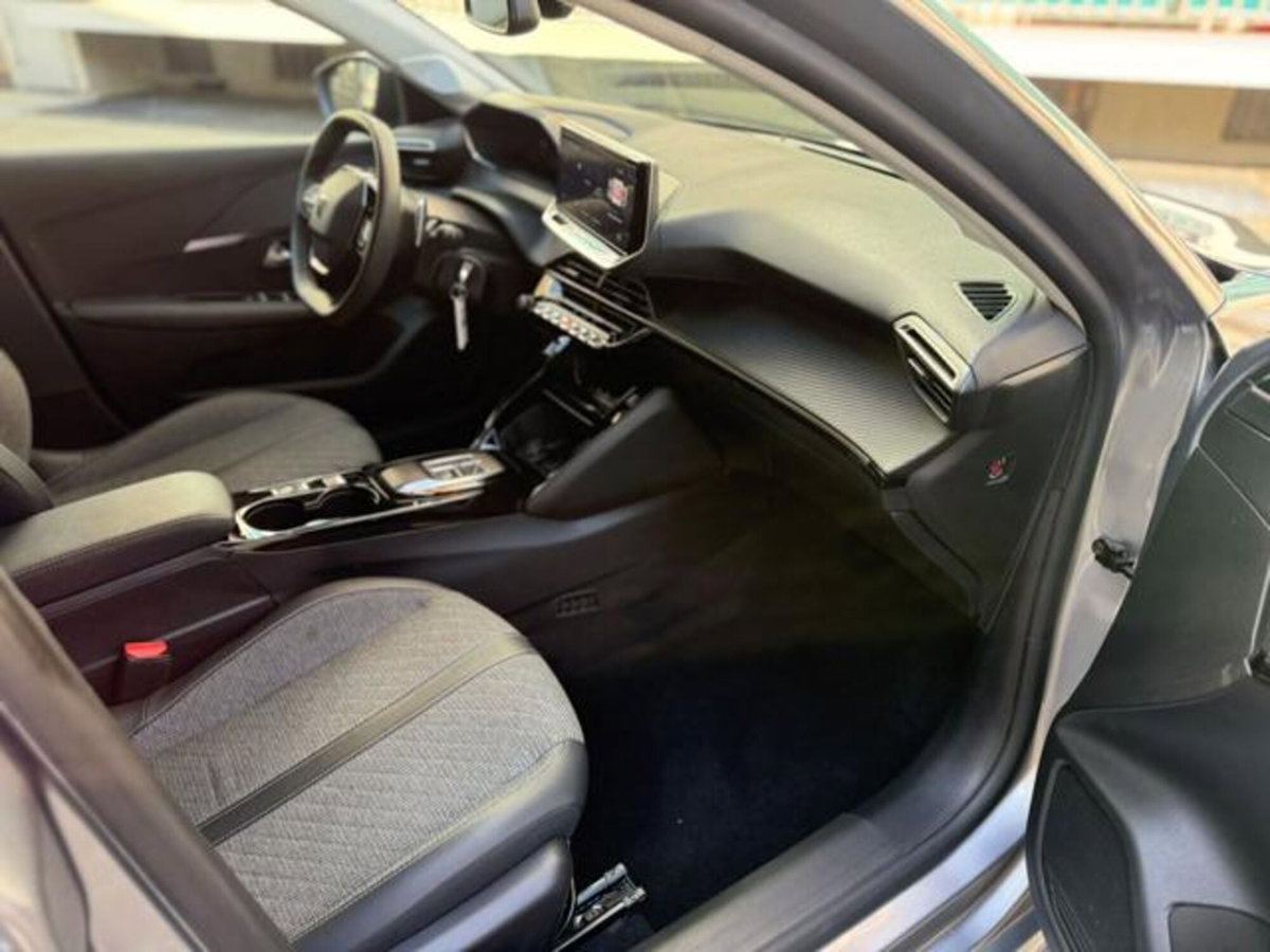 Peugeot 208 1.2 hybrid Active 100cv e-dcs 6 (7)