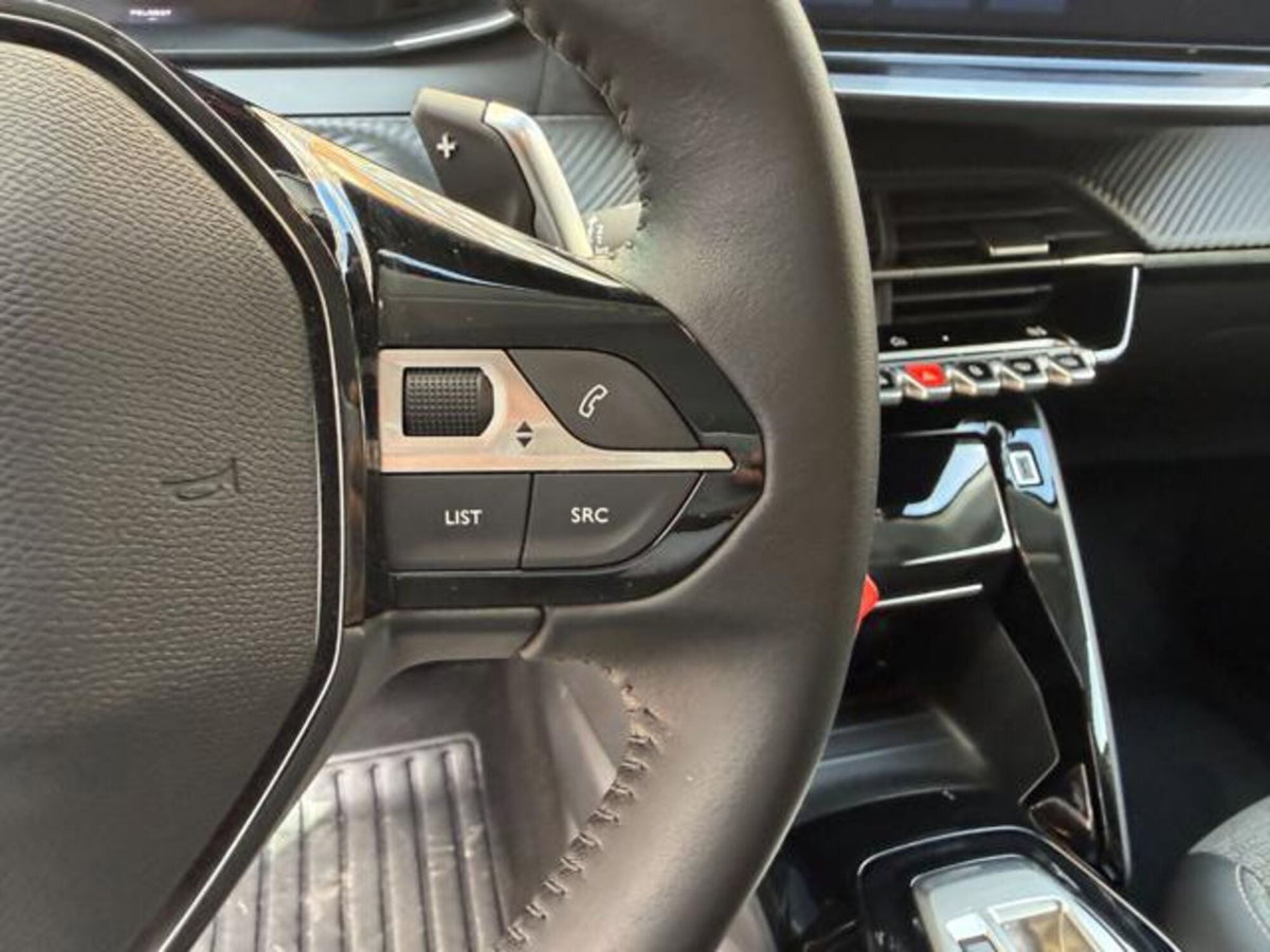 Peugeot 208 1.2 hybrid Active 100cv e-dcs 6 (13)