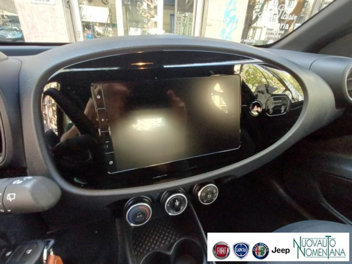 Toyota Aygo X 1.0 VVT-i 72 CV 5 porte Limited Air (17)