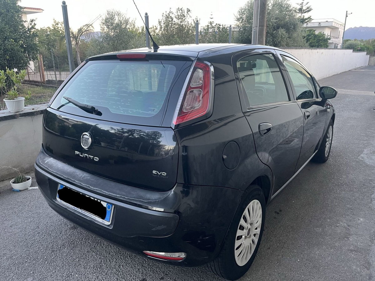 Fiat Grande Punto 1.3 MJT 90 CV 5 porte Emotion (3)