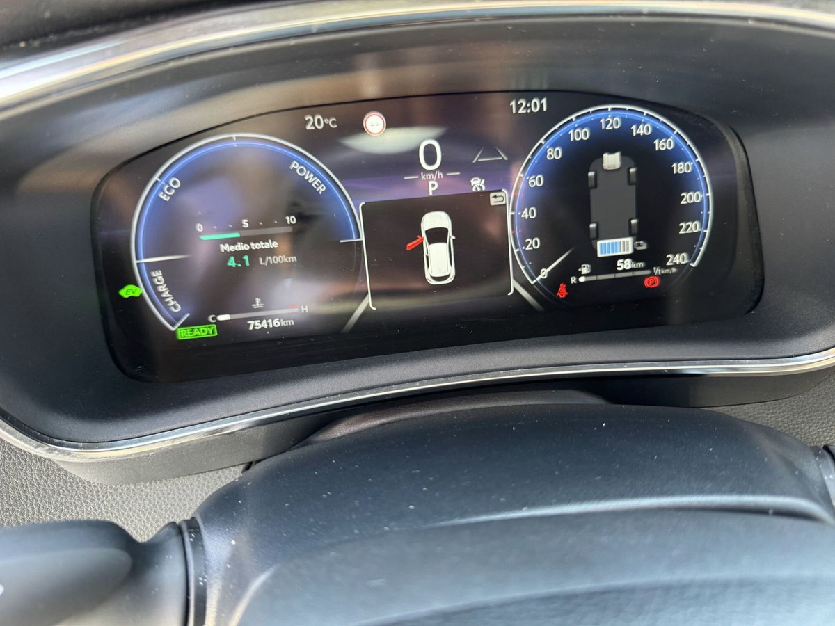 Toyota Corolla GR SPORT 1.8 Hybrid Bi-Tone (11)