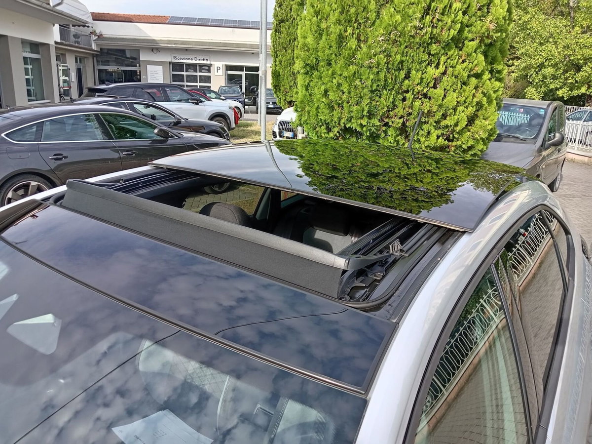 Volkswagen Taigo 1.5 tsi R-Line 150cv dsg (17)