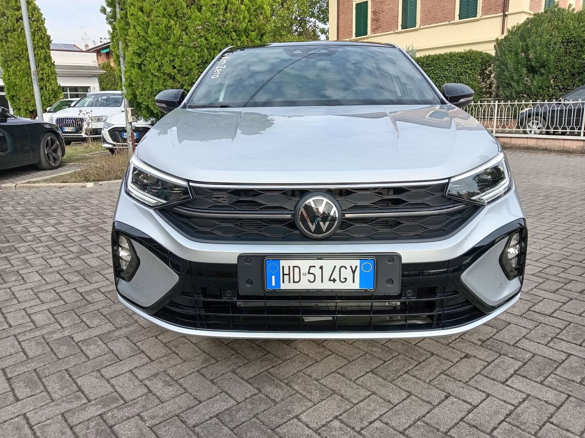 Volkswagen Taigo 1.5 tsi R-Line 150cv dsg (3)