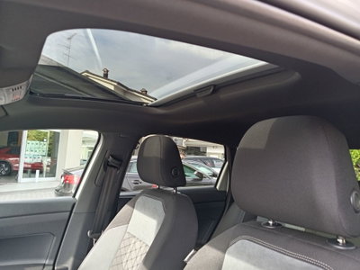 Volkswagen Taigo 1.5 tsi R-Line 150cv dsg (8)