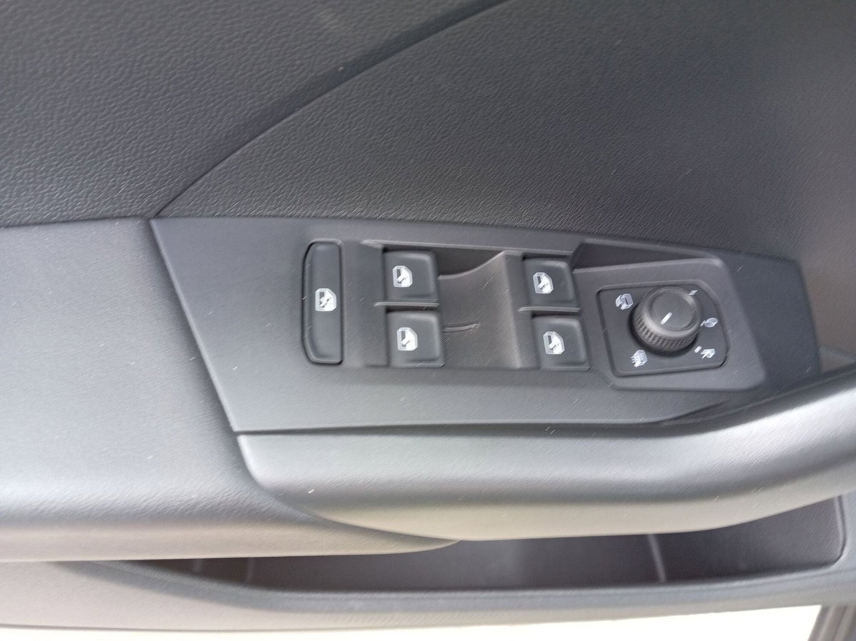 Volkswagen T-Cross 1.0 TSI 110 CV DSG Style (12)