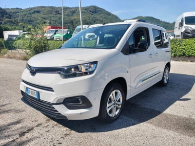 Toyota Proace City Verso City Verso 1.5D 100cv S&S mt6 L1 D Executive (3)
