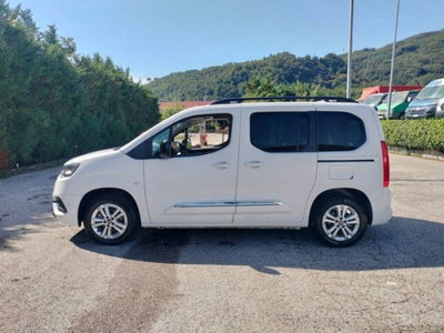 Toyota Proace City Verso City Verso 1.5D 100cv S&S mt6 L1 D Executive (5)