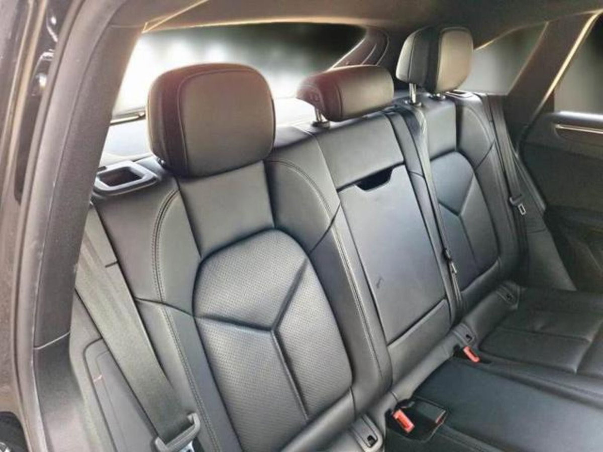 Porsche Macan 2.0 (10)