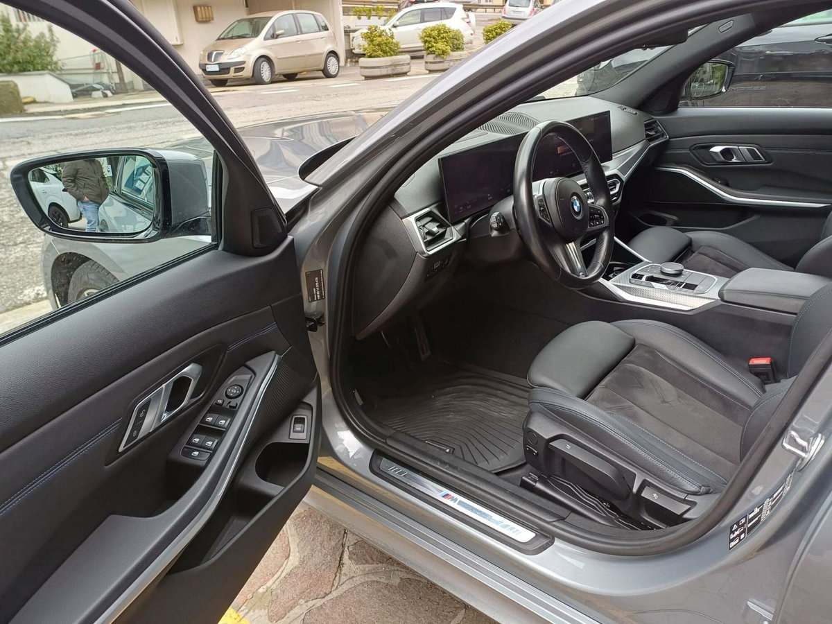 BMW Serie 3 Touring 320d 48V xDrive  Msport (12)