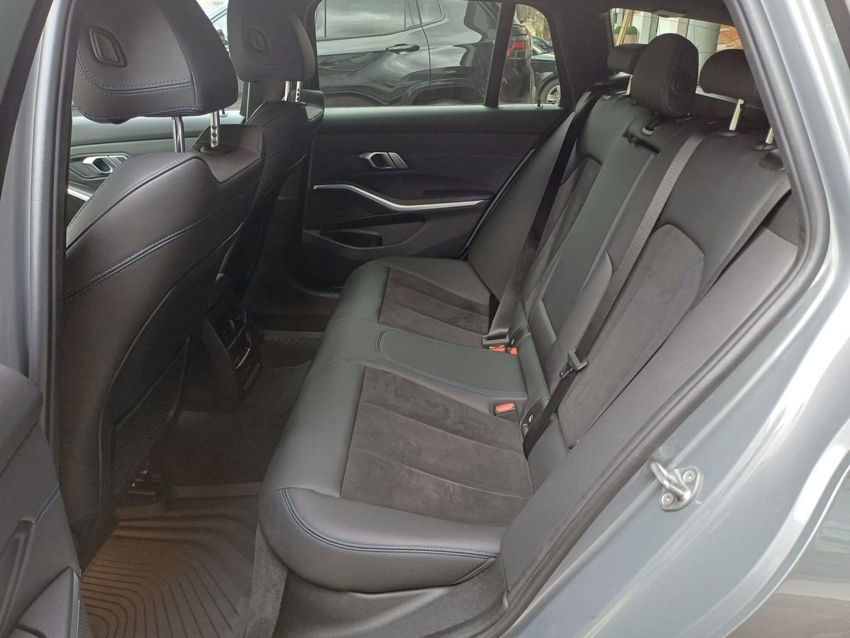 BMW Serie 3 Touring 320d 48V xDrive  Msport (13)
