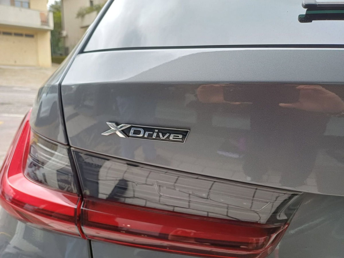 BMW Serie 3 Touring 320d 48V xDrive  Msport (7)