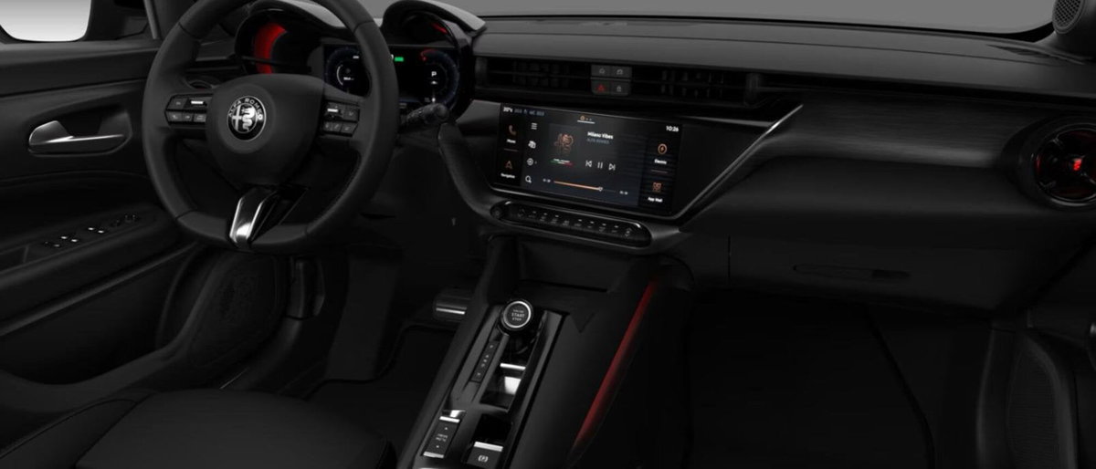 Alfa Romeo Junior 1.2 ibrida Ti 145cv edct6 (9)