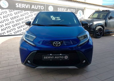 Toyota Aygo X 1.0 Lounge 72cv (2)