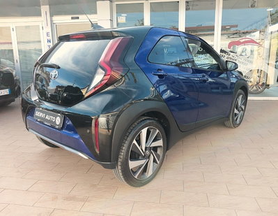 Toyota Aygo X 1.0 Lounge 72cv (5)