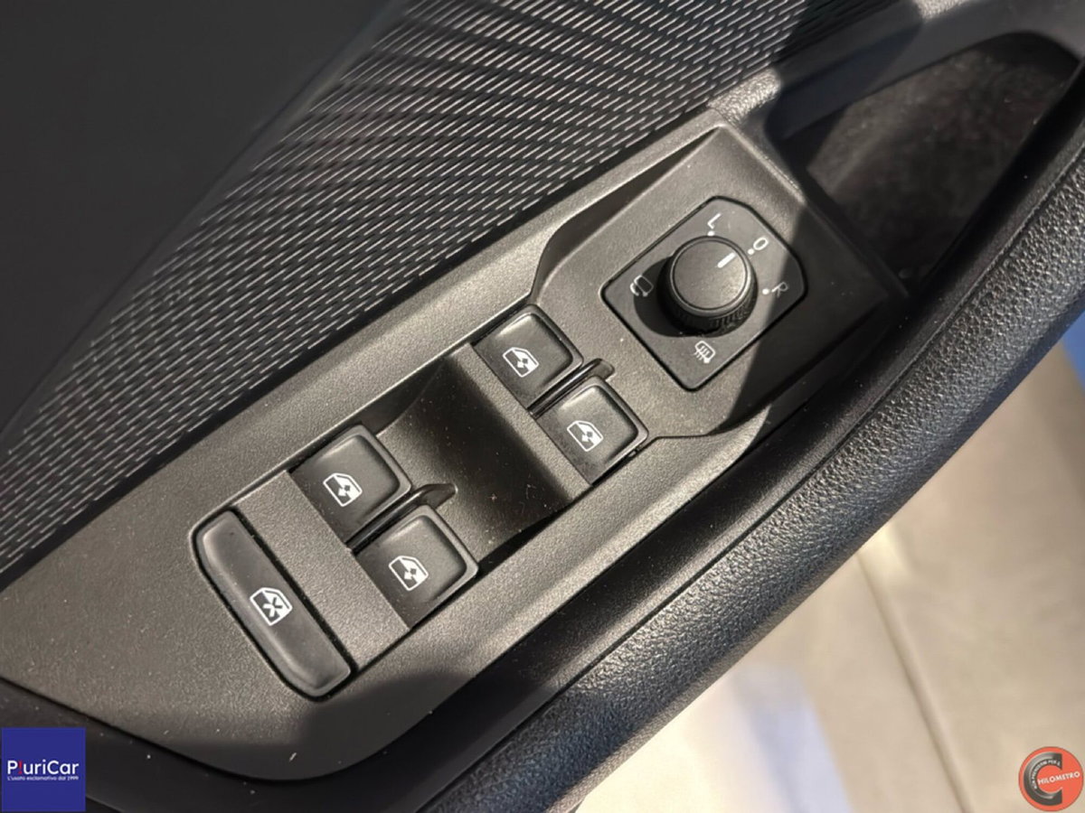 Skoda Octavia 2.0 TDI EVO SCR Executive (19)