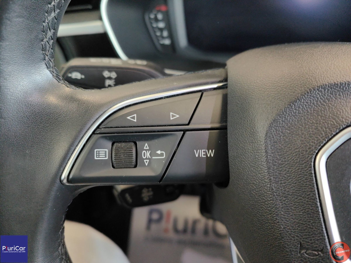 Audi Q3 35 TDI quattro S tronic Business (17)