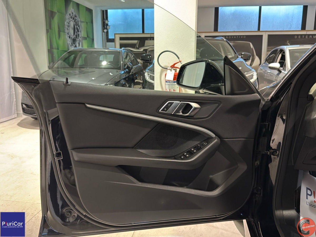 BMW Serie 2 Gran Coupé 216d Coupe auto (18)