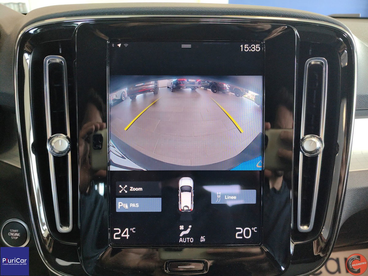 Volvo XC40 T4 Recharge Plug-in Hybrid R-design (12)